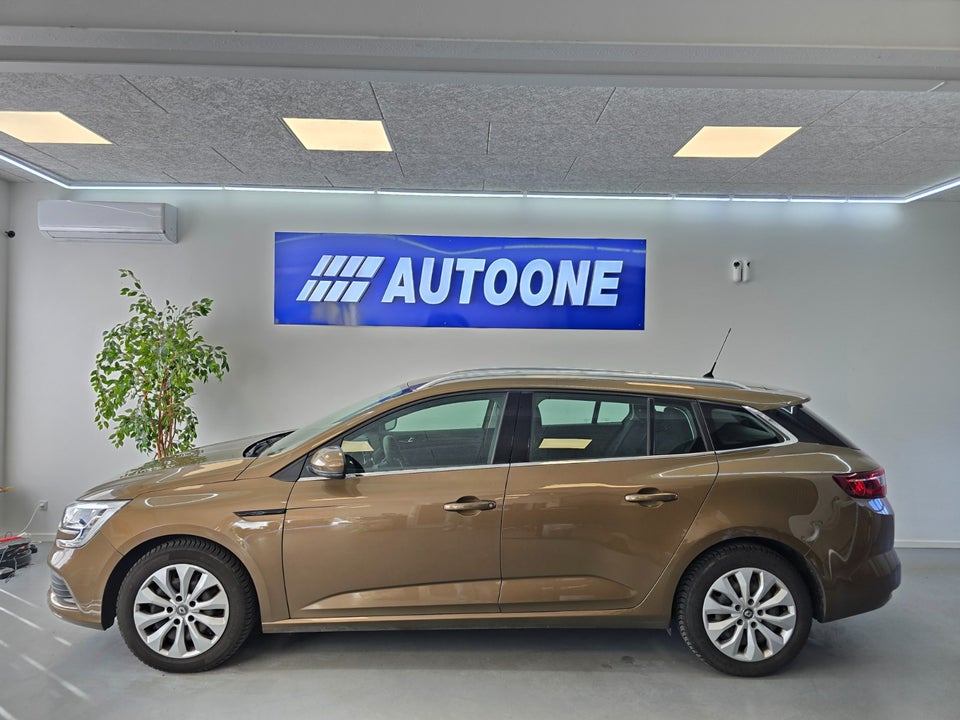 Renault Megane IV 1,2 TCe 100 Life 5d