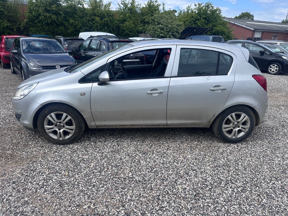 Opel Corsa 1,3 CDTi 95 Cosmo eco 5d