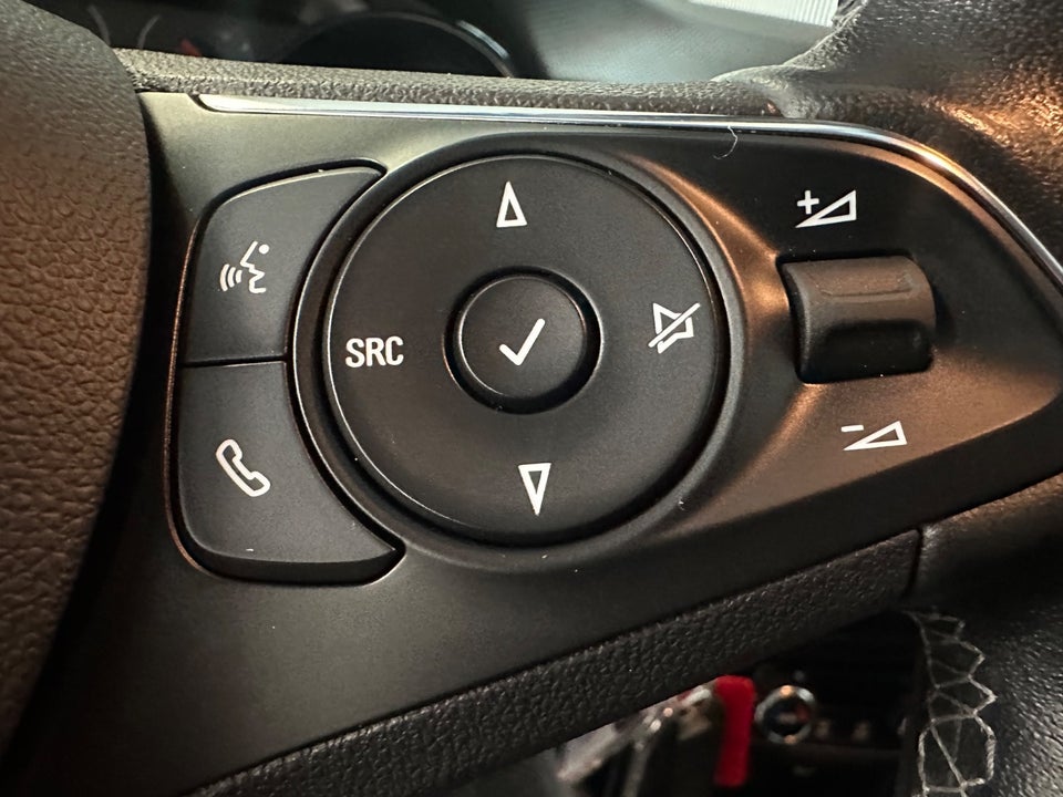 Opel Crossland 1,2 T 110 GS Line 5d