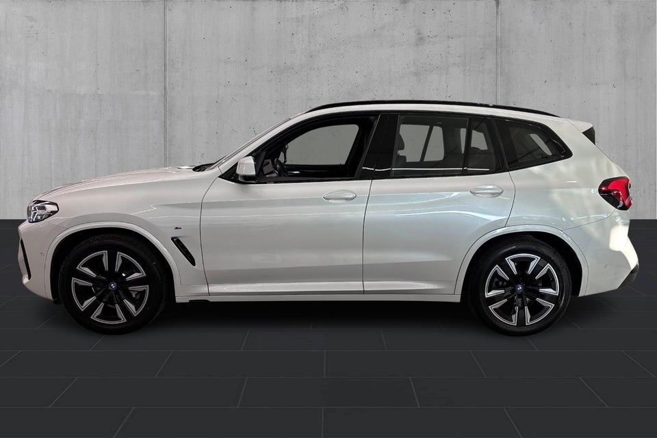 BMW iX3 Charged M-Sport 5d