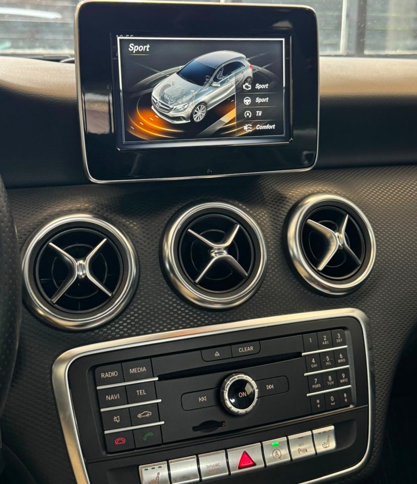Mercedes A180 d 1,5 AMG Line aut. 5d