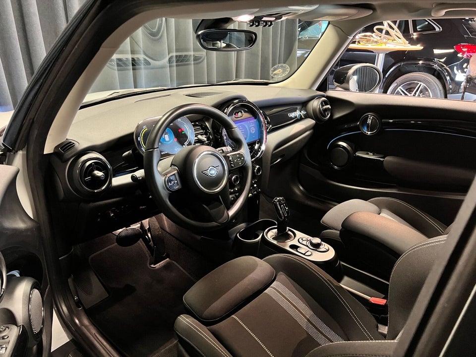 MINI Cooper SE Camden Edition 3d