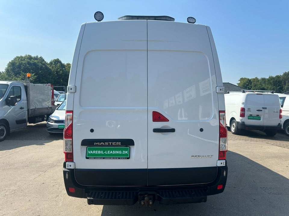 Renault Master III T35 2,3 dCi 165 L3H2 Kassevogn RWD