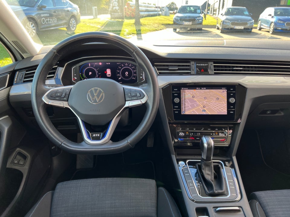 VW Passat 1,4 GTE High Variant DSG 5d