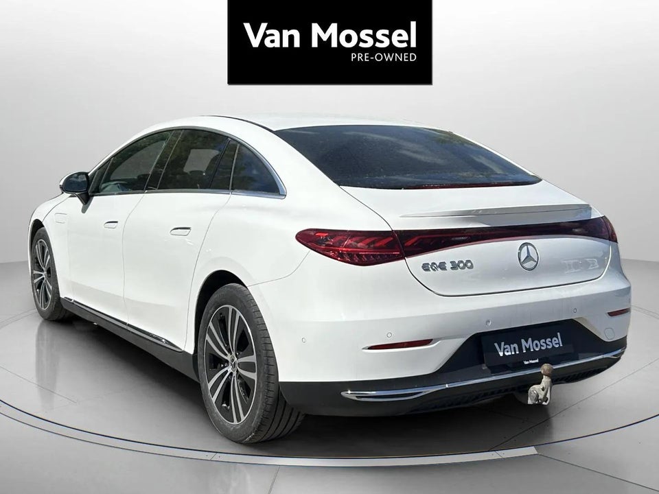 Mercedes EQE300 Electric Art 4d
