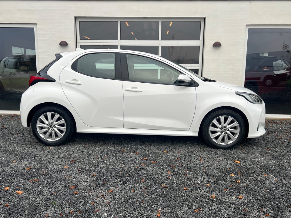 Toyota Yaris 1,0 Active Tech+ 5d