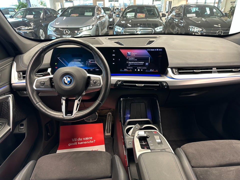 BMW iX1 eDrive20 M-Sport Pro 5d