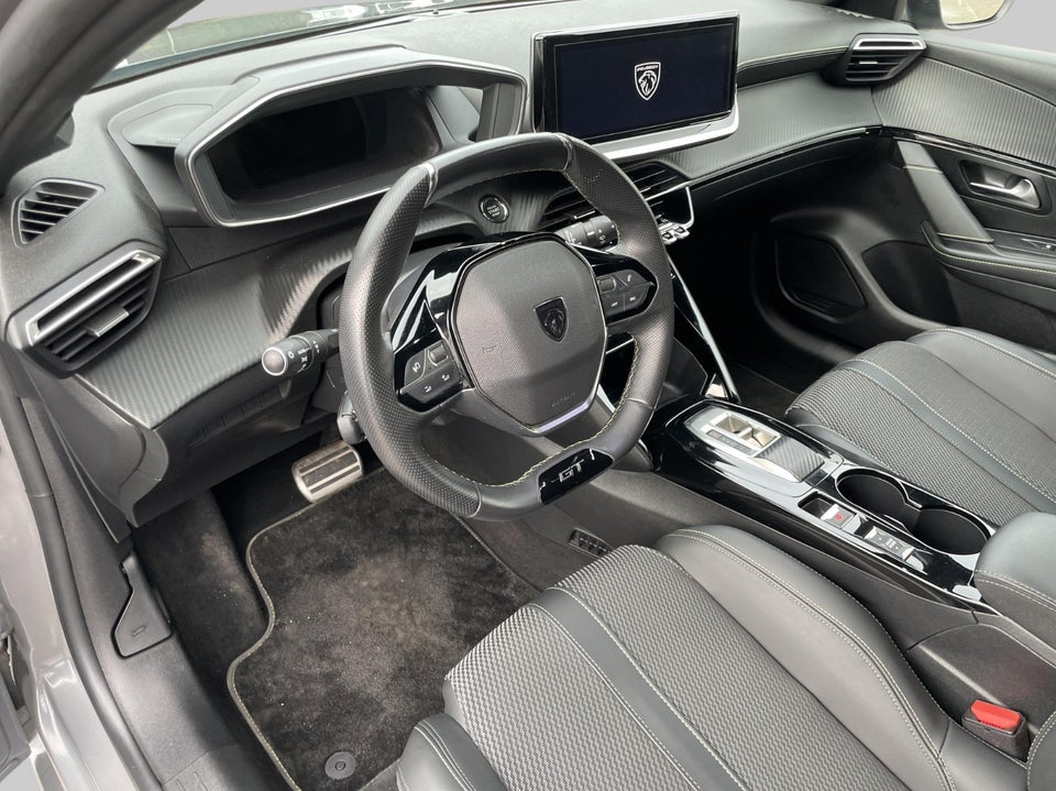 Peugeot e-208 54 GT 5d