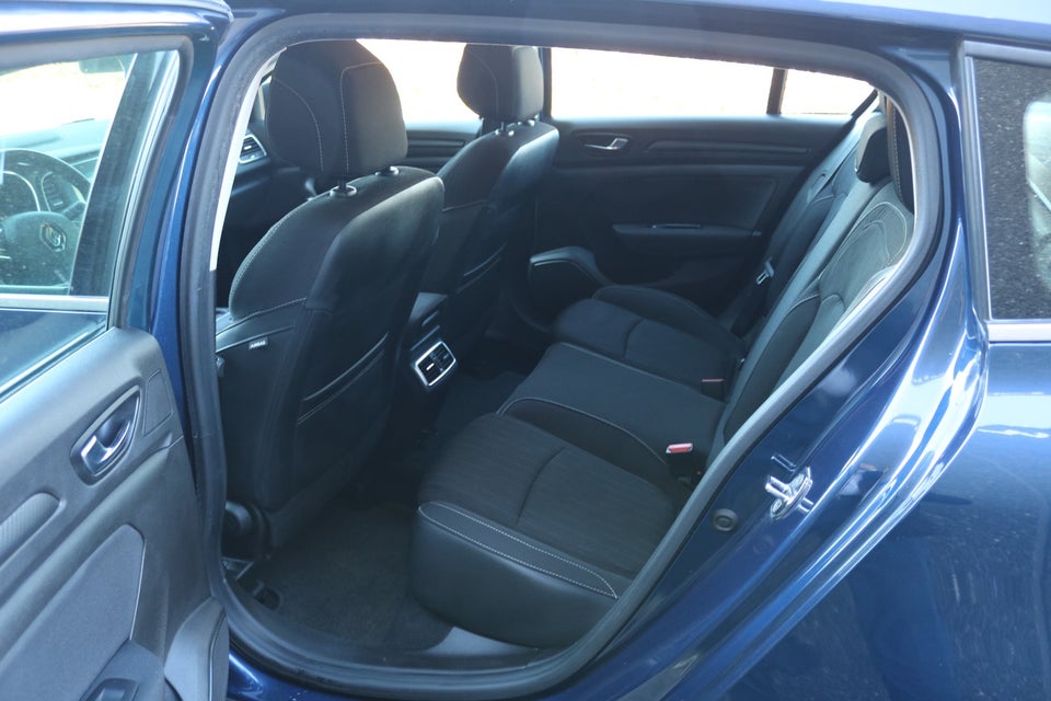 Renault Megane IV 1,3 TCe 140 Limited Sport Tourer 5d