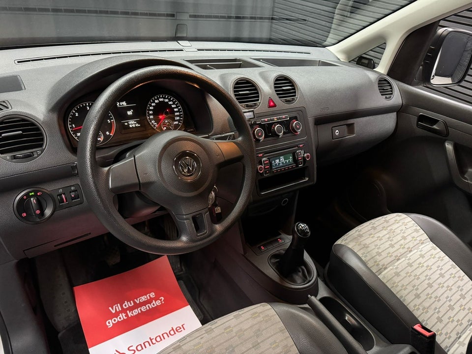 VW Caddy 1,6 TDi 102 BMT Van 5d