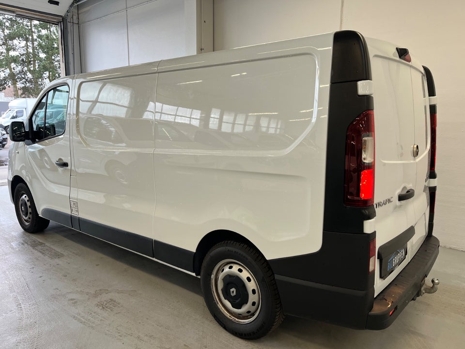 Renault Trafic T29 2,0 dCi 120 L2H1