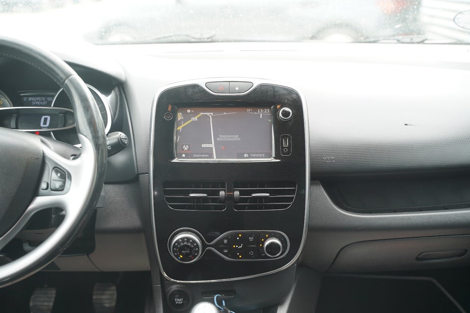 Renault Clio IV 1,5 dCi 75 Expression 5d