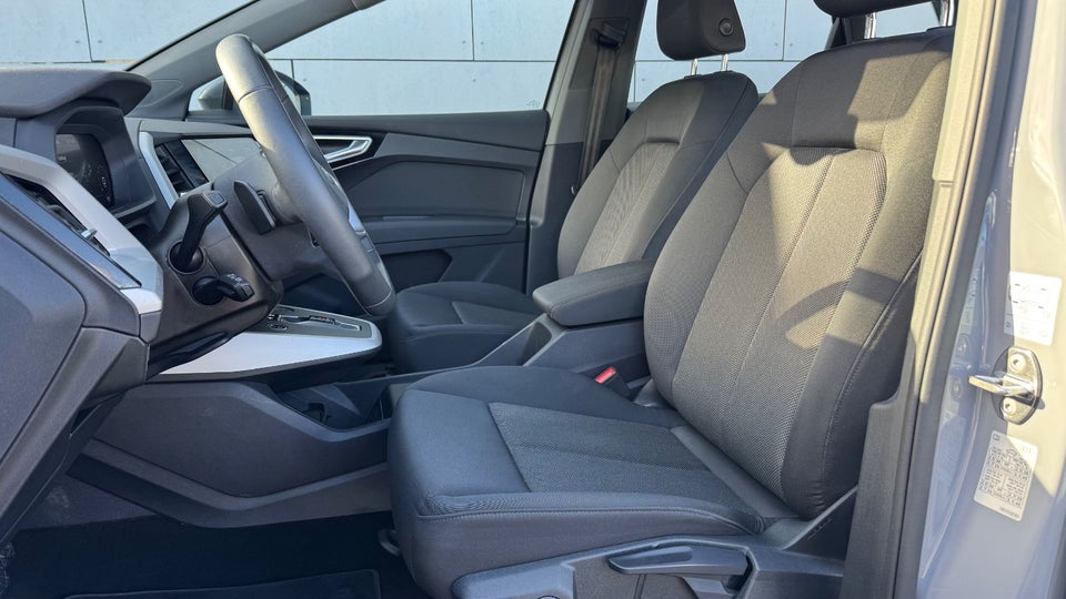 Audi Q4 e-tron 45 Progress 5d