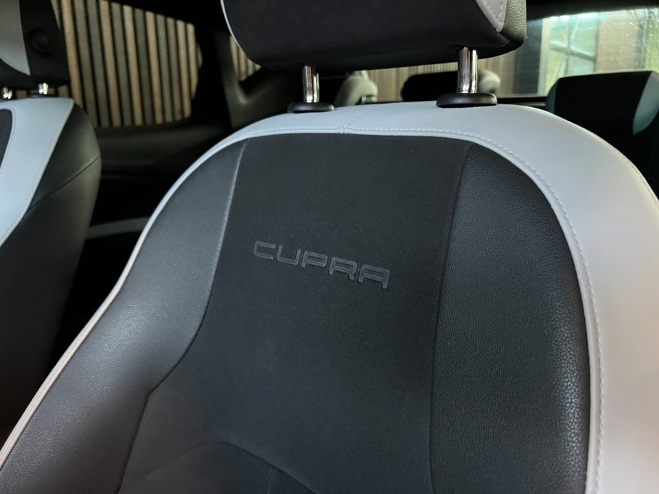 Seat Leon 2,0 TSi 280 Cupra 5d