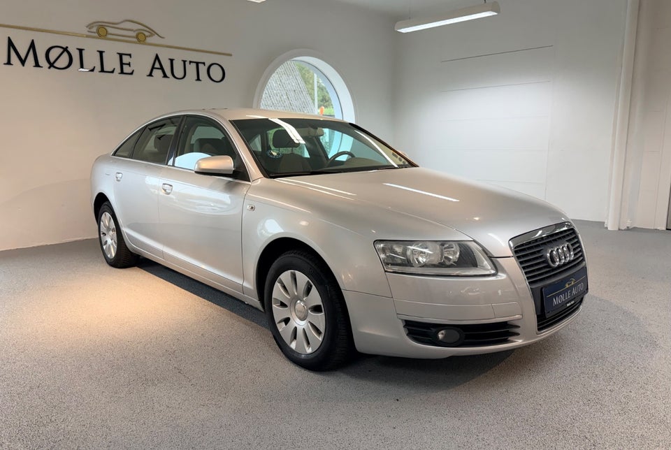 Audi A6 2,4 V6 4d