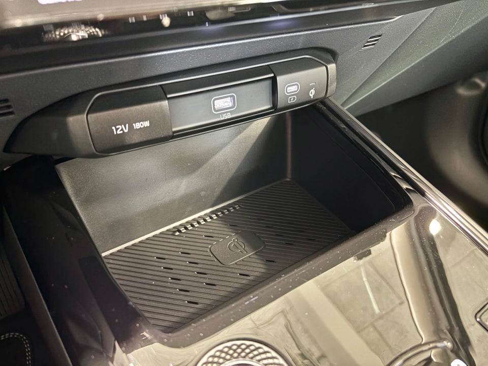 Kia Niro 64 EV Prestige 5d