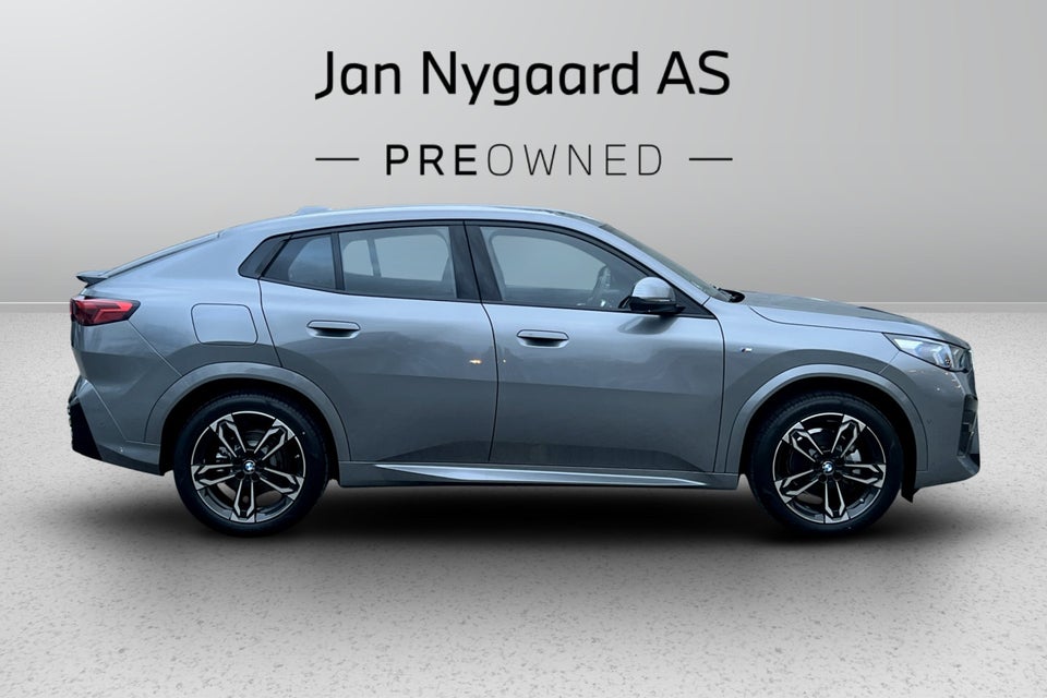 BMW iX2 eDrive20 M-Sport 5d