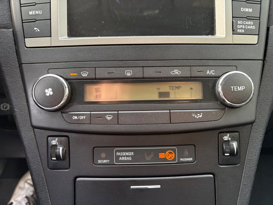 Toyota Avensis 1,6 VVT-i T1 4d