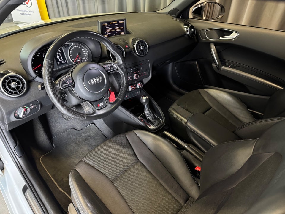 Audi A1 1,4 TFSi 185 Ambition S-line S-tr. 3d