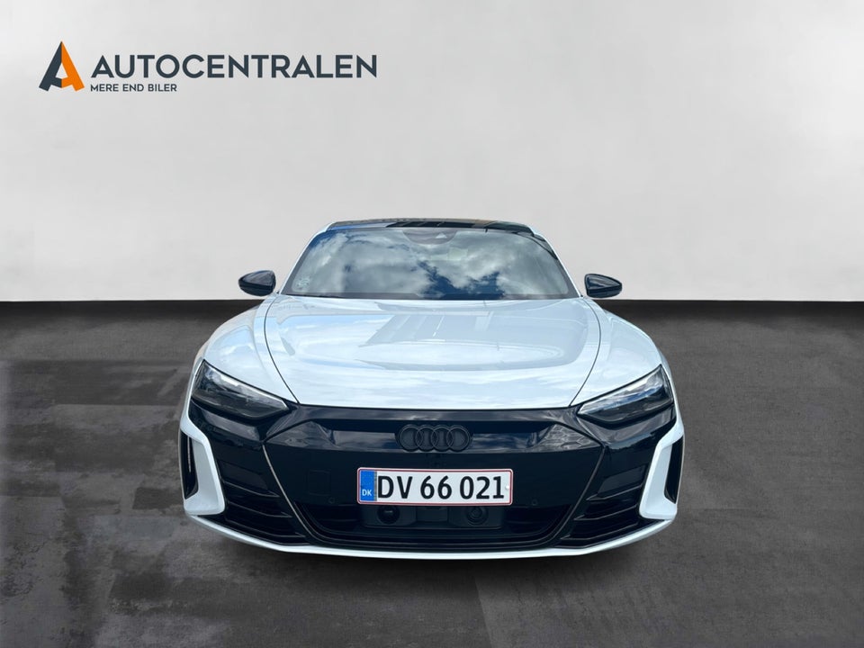 Audi e-tron GT quattro 4d