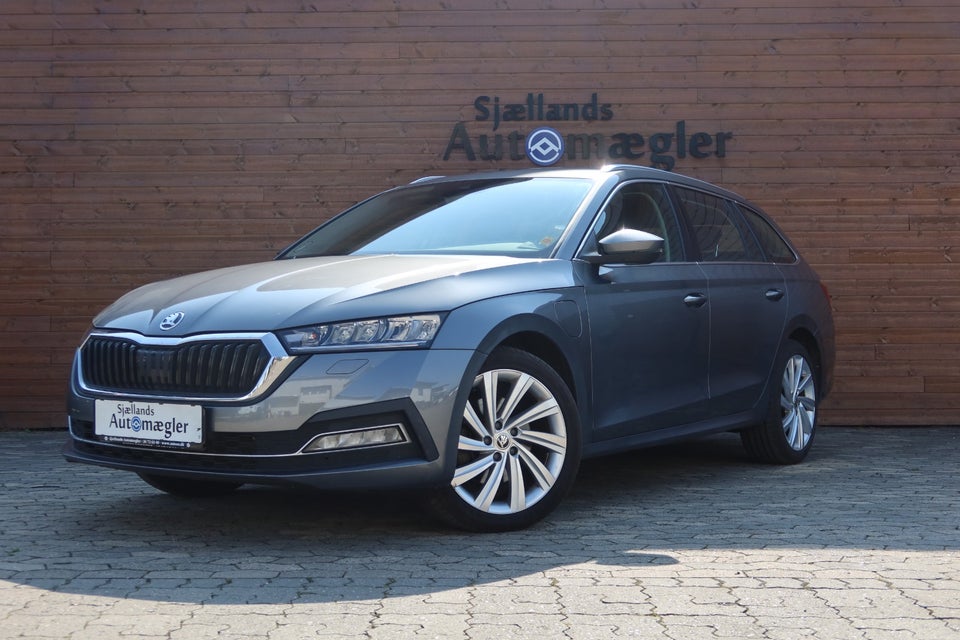 Skoda Octavia 1,4 TSi iV Plus Combi DSG 5d