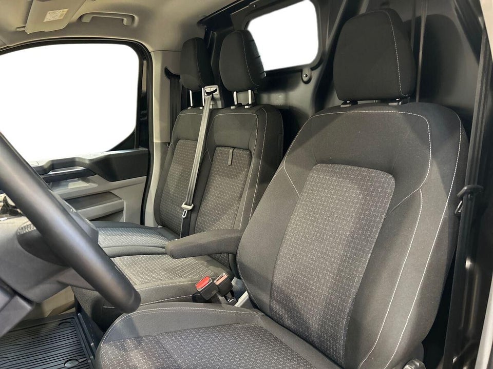 Ford Transit Custom 320L 2,5 PHEV Trend CVT