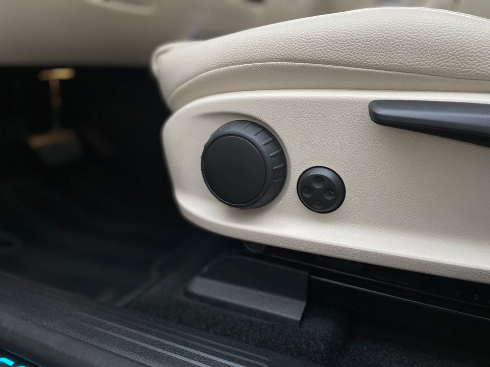 Mercedes EQB250+ Progressive 5d