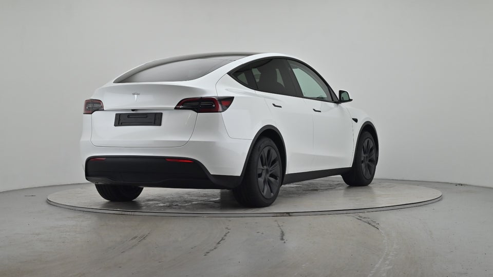 Tesla Model Y RWD 5d