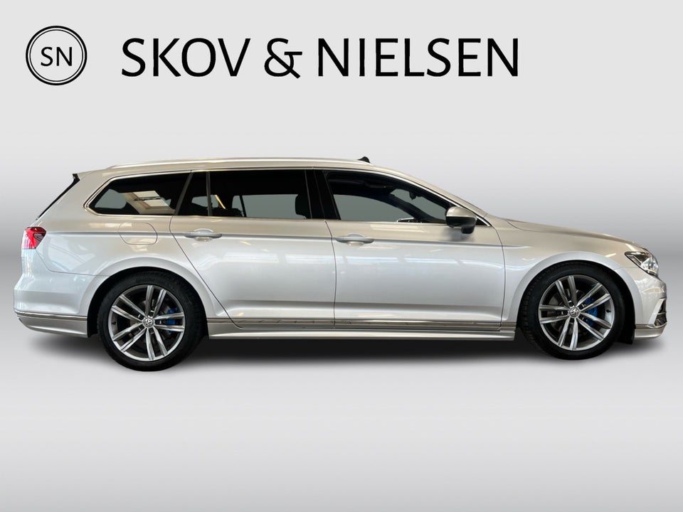 VW Passat 2,0 TDi 190 R-line Variant DSG 5d