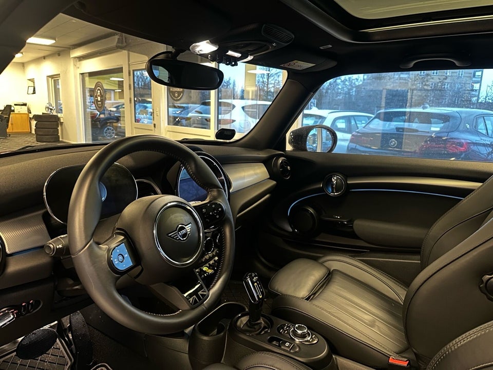 MINI Cooper SE Yours Trim 3d