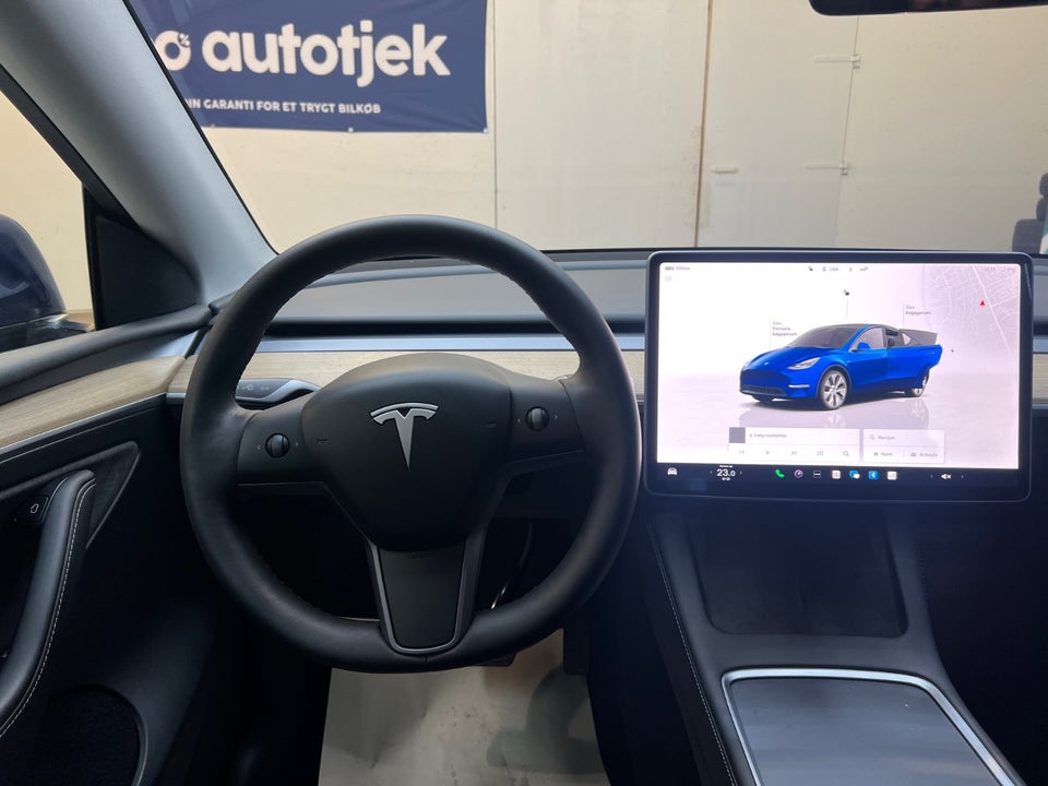 Tesla Model Y Long Range AWD 5d