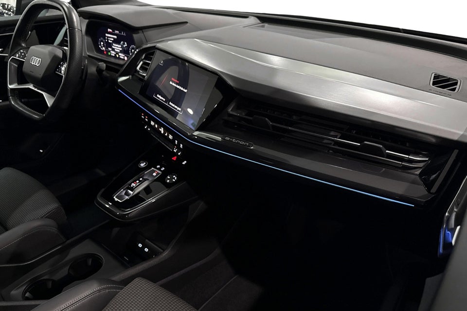 Audi Q4 e-tron 40 Attitude S-line 5d