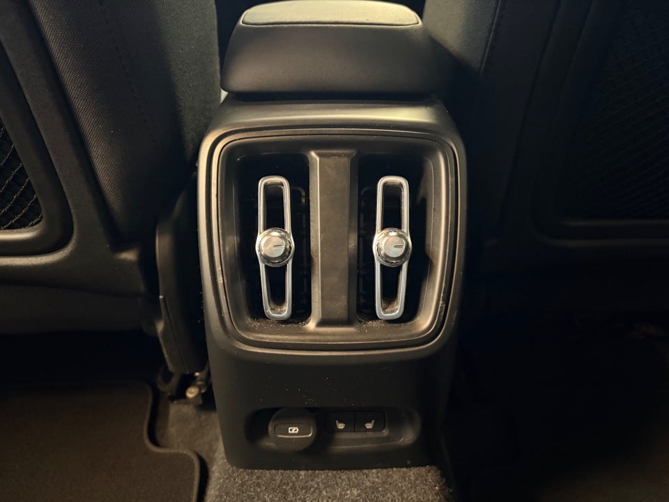 Volvo XC40 P6 ReCharge Plus 5d