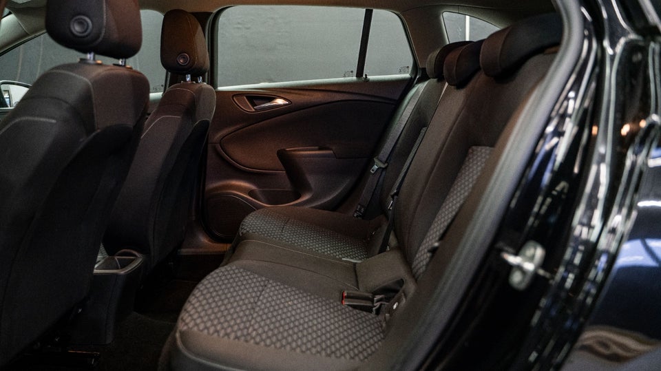 Opel Astra 1,6 CDTi 136 Enjoy Sports Tourer aut. 5d