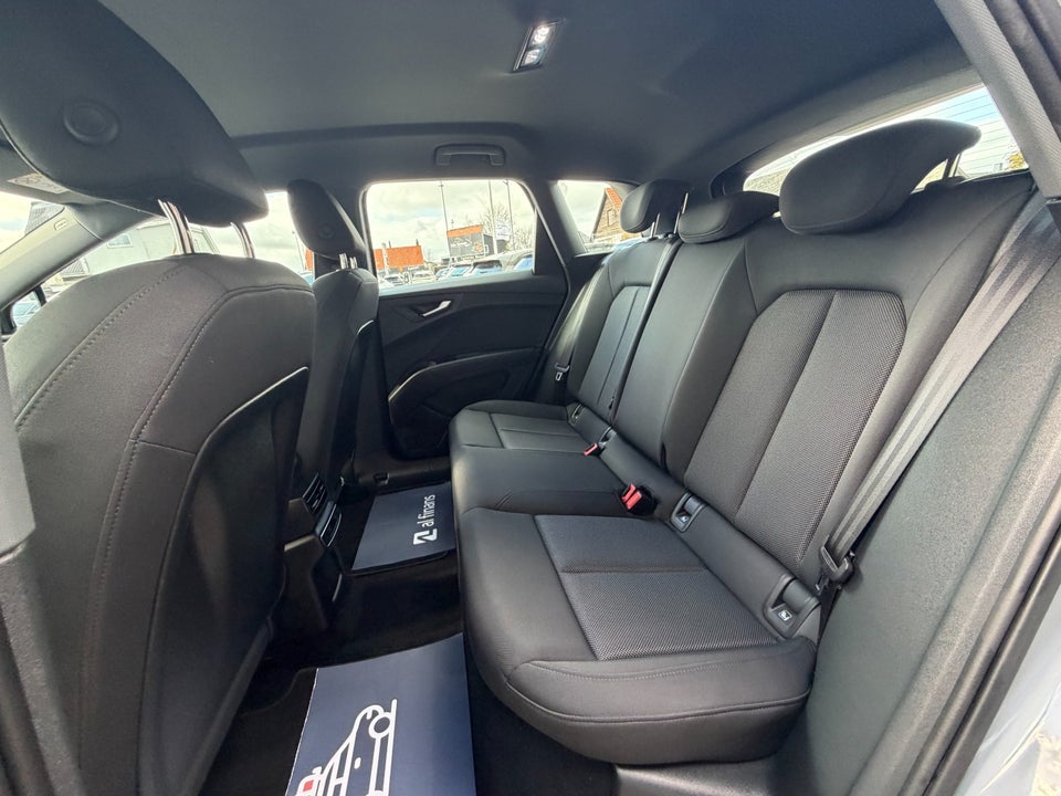 Audi Q4 e-tron 35  5d