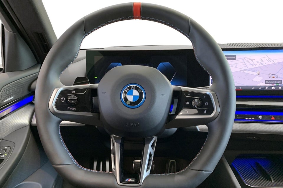 BMW i5 M60 xDrive 4d