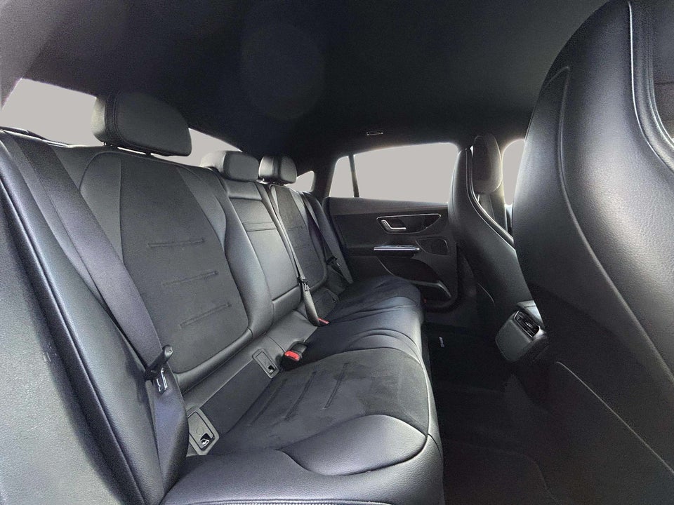 Mercedes EQE350 AMG Line 4d