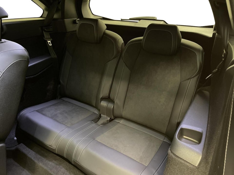 Peugeot e-5008 77 GT 7prs 5d