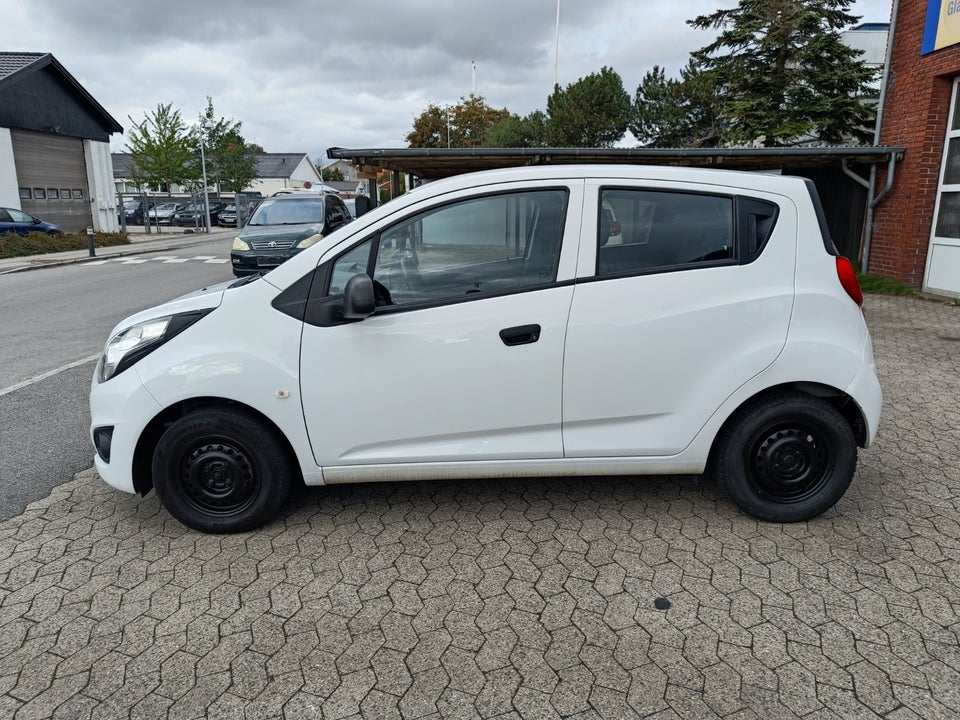 Chevrolet Spark 1,0 LT 5d