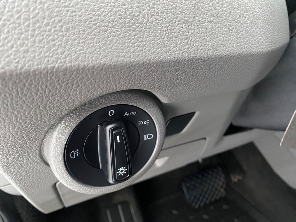 VW Transporter 2,0 TDi 150 Kassevogn DSG lang