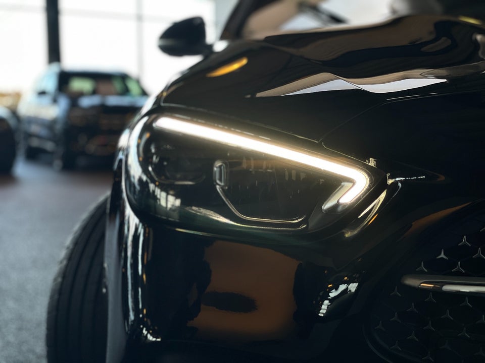 Mercedes C300 e 2,0 AMG Line stc. aut. 5d