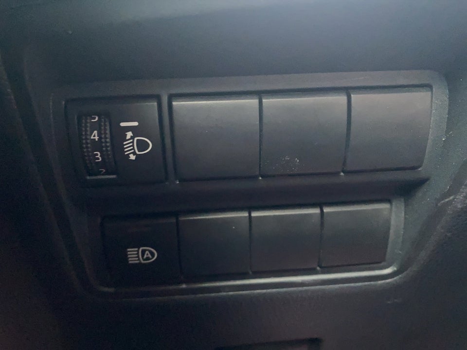 Toyota Yaris 1,5 Hybrid Essential e-CVT 5d