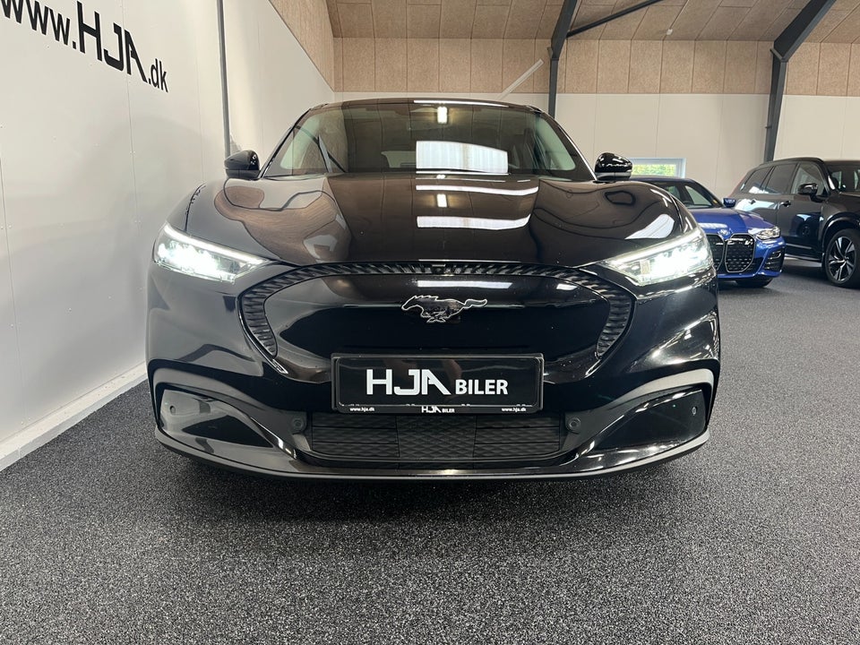 Ford Mustang Mach-E 70 Standard Range 5d