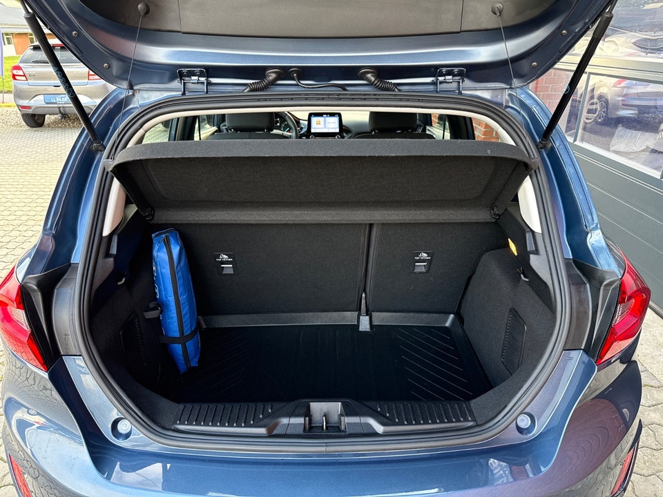 Ford Fiesta 1,0 EcoBoost mHEV Titanium 5d