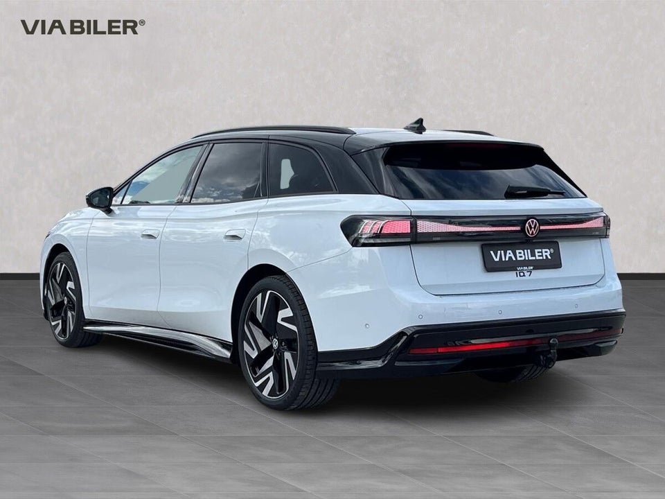 VW ID.7 86 Style S Tourer 5d