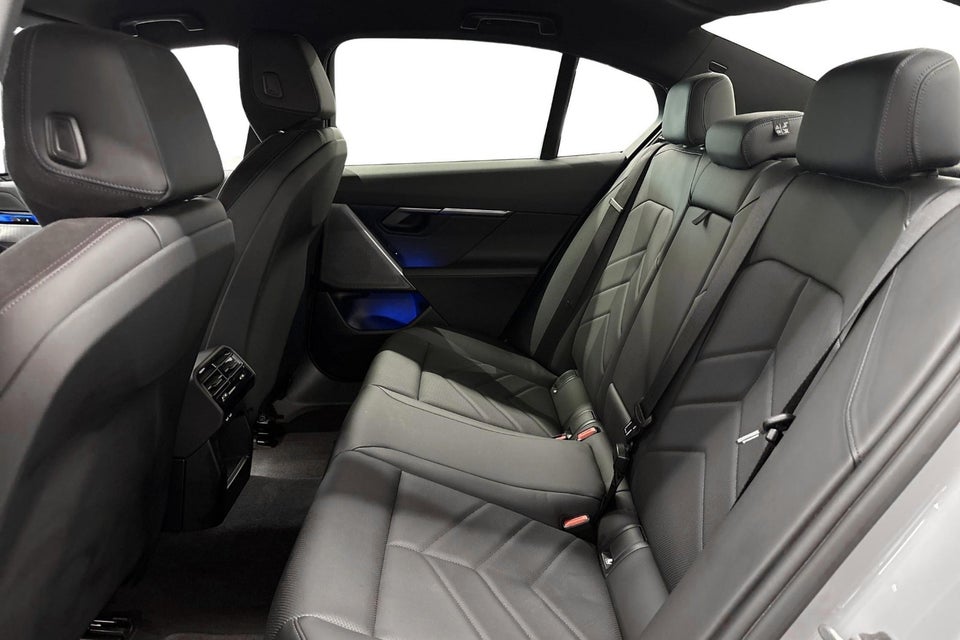 BMW i5 eDrive40 M-Sport 4d