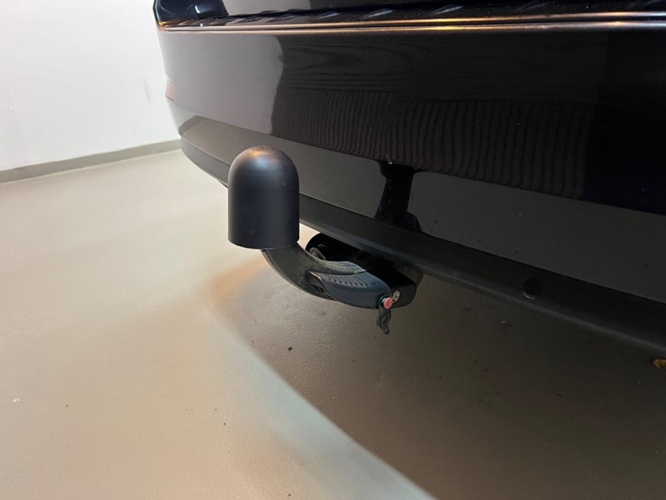 Skoda Octavia 2,0 TDi 150 Elegance Combi DSG 5d