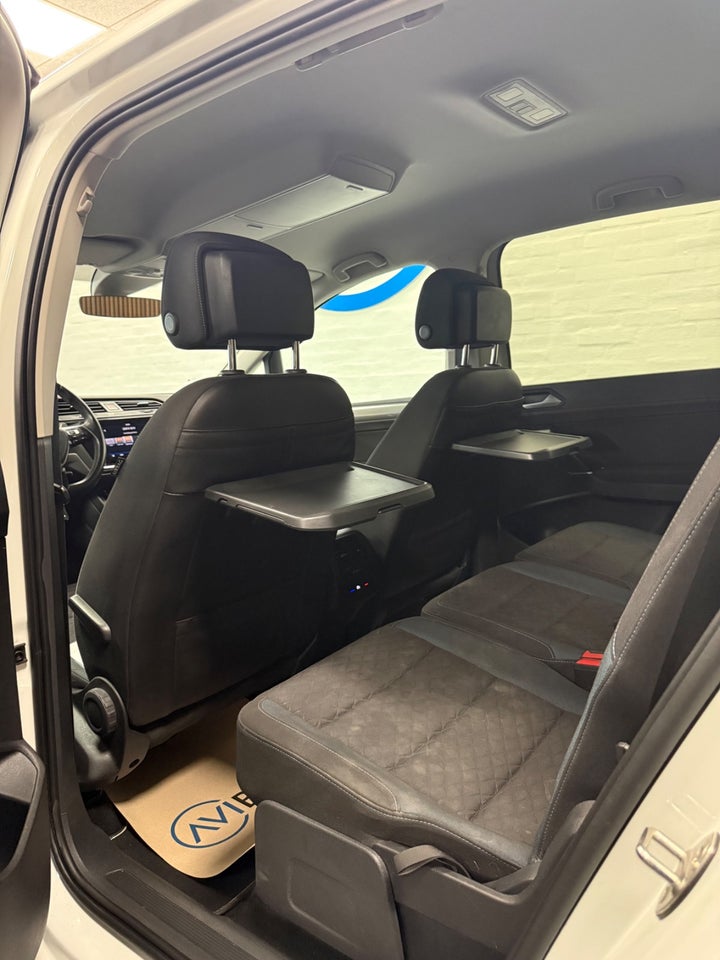 VW Touran 1,6 TDi 115 IQ.Drive DSG 7prs 5d