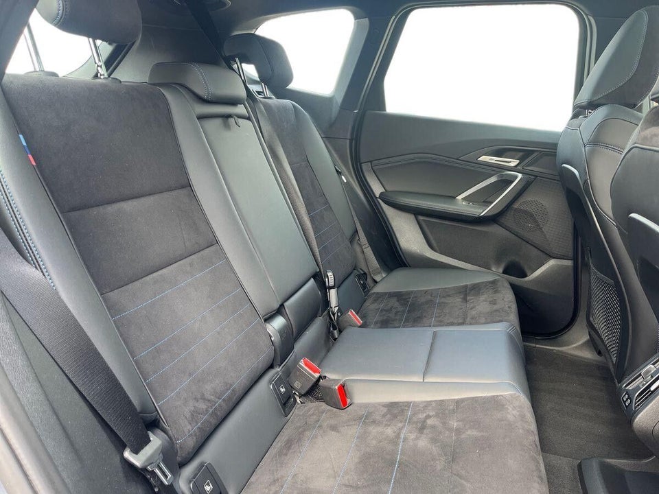 BMW iX1 eDrive20 M-Sport 5d