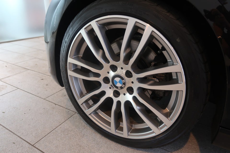 BMW 325i 3,0 Cabriolet Steptr. 2d